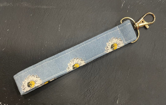 Daisy (Key)chain 🌸