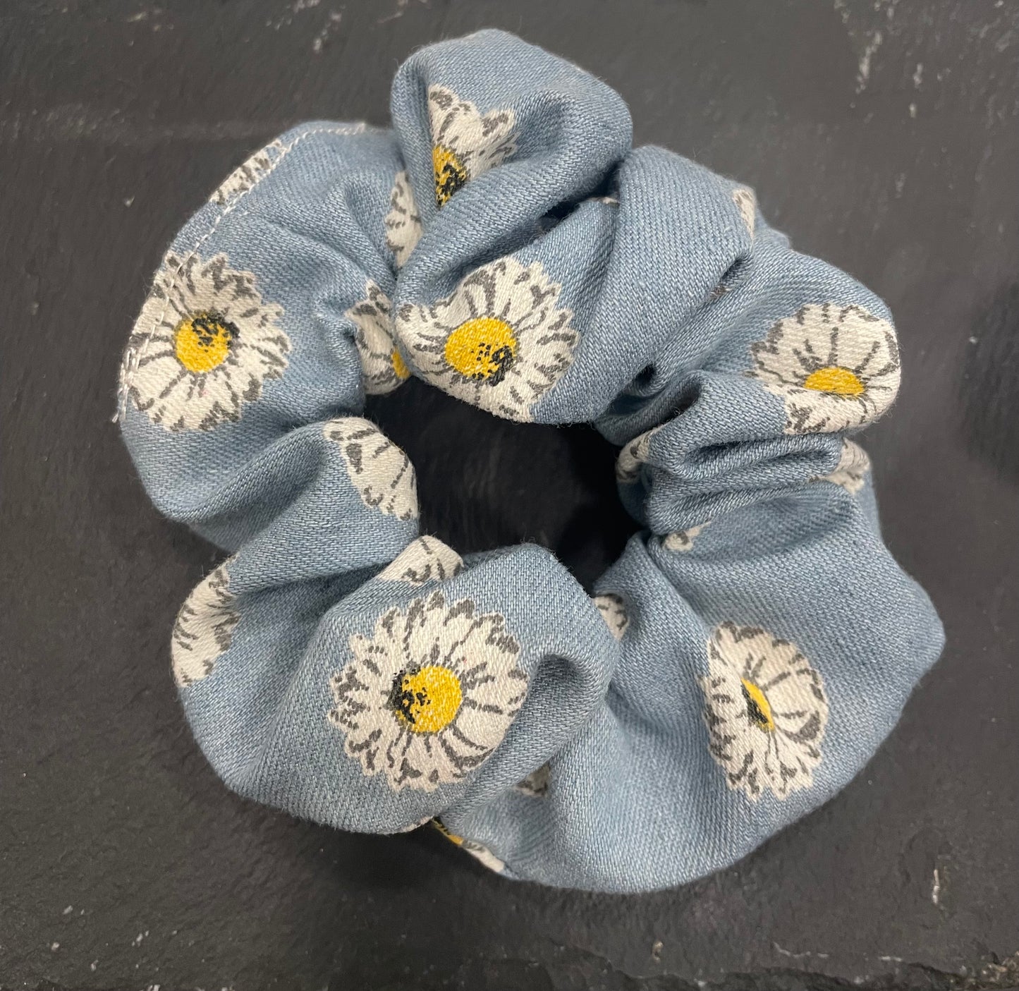 Daisy Scrunchie